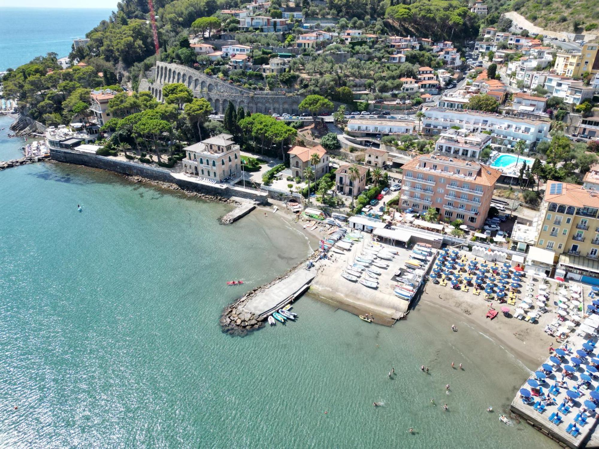 Hotel Golfo E Palme Diano Marina Exteriér fotografie