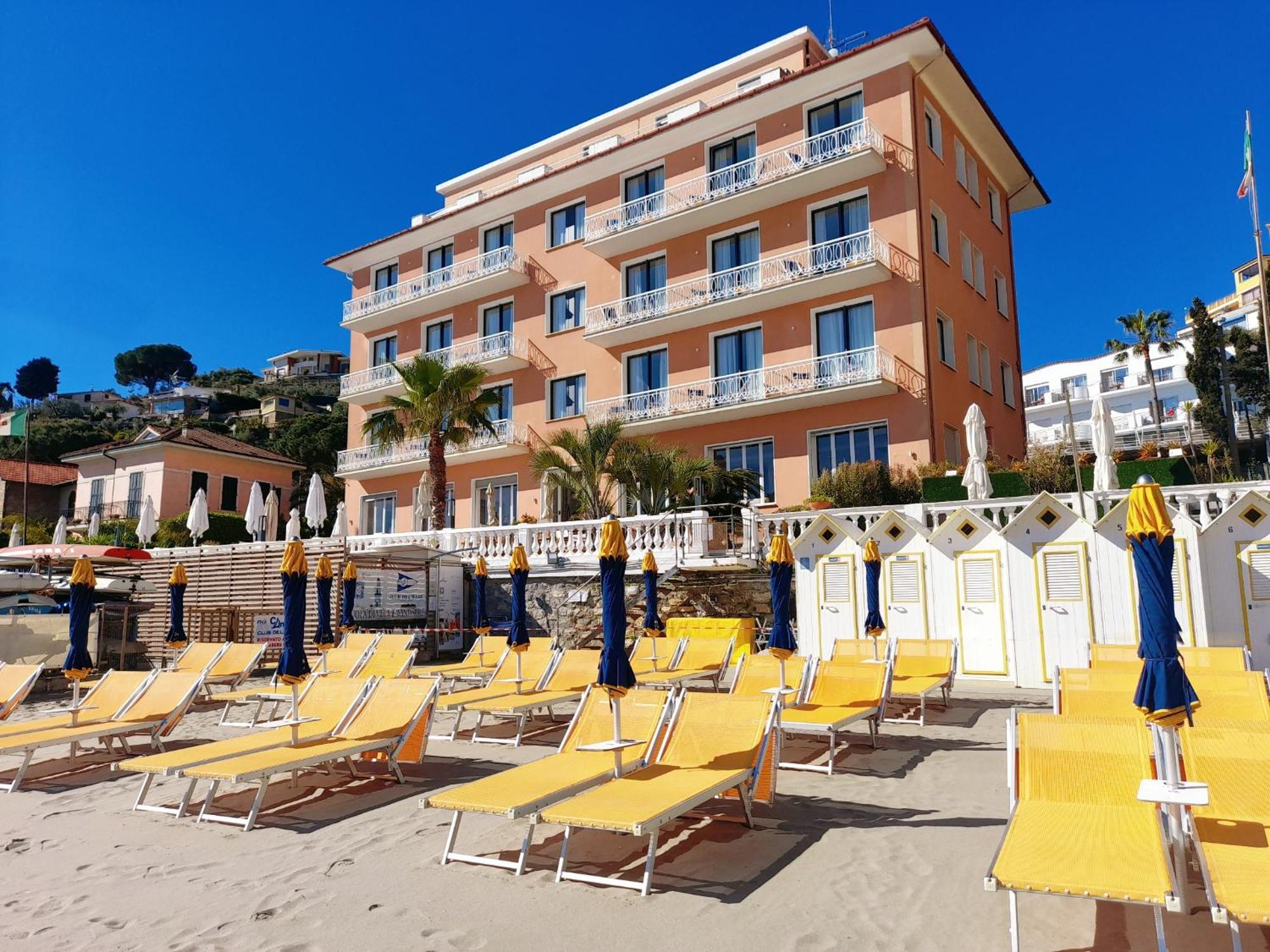 Hotel Golfo E Palme Diano Marina Exteriér fotografie